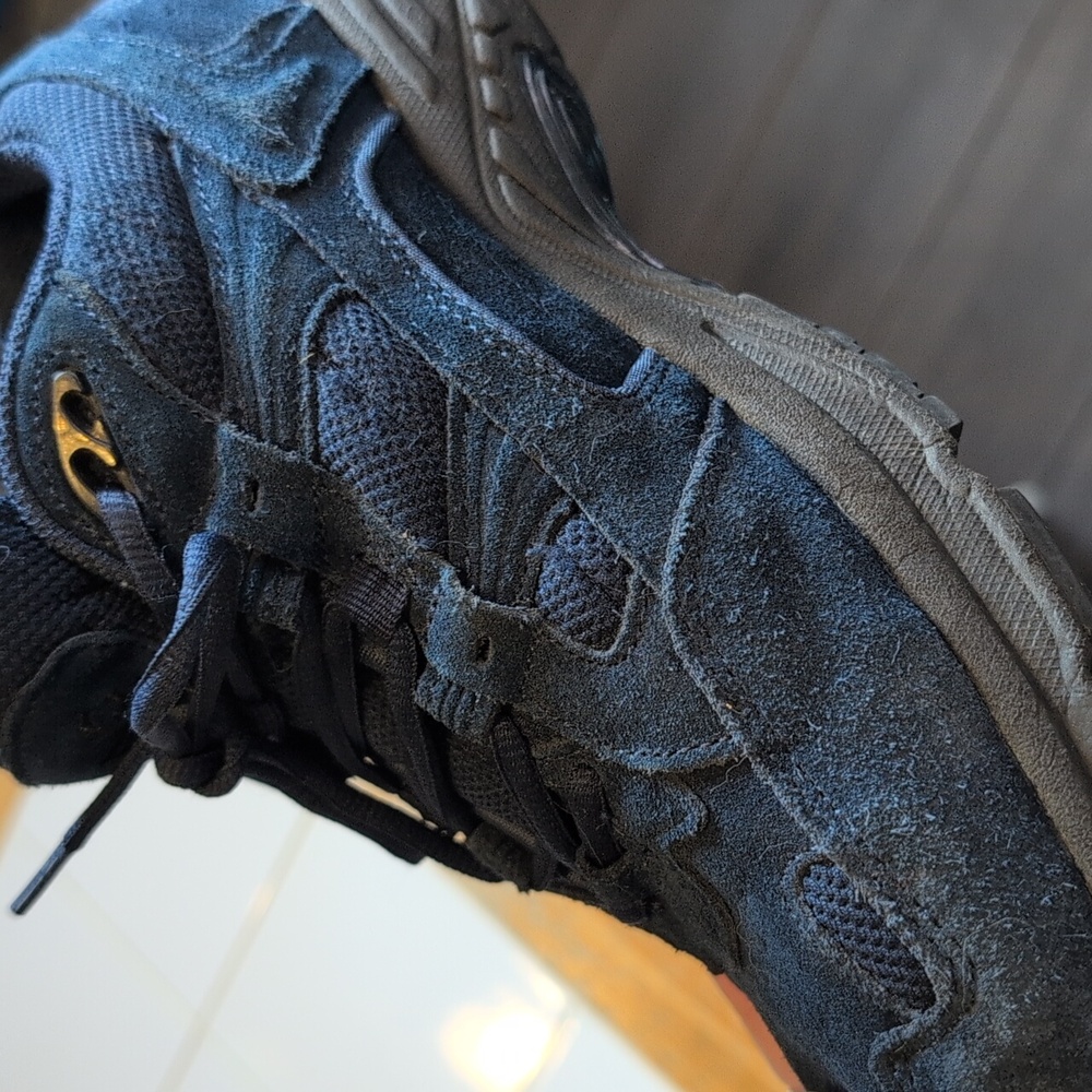 Vionic Suede Classic Walker - Picture 6 of 6